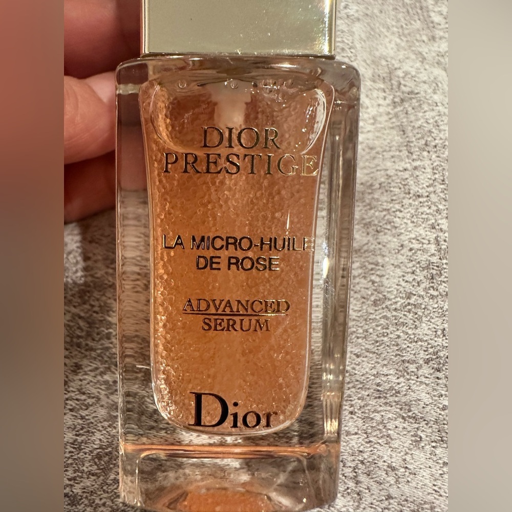 Dior Prestige La Micro-Huile de Rose Activated Serum - Picture 6 of 9